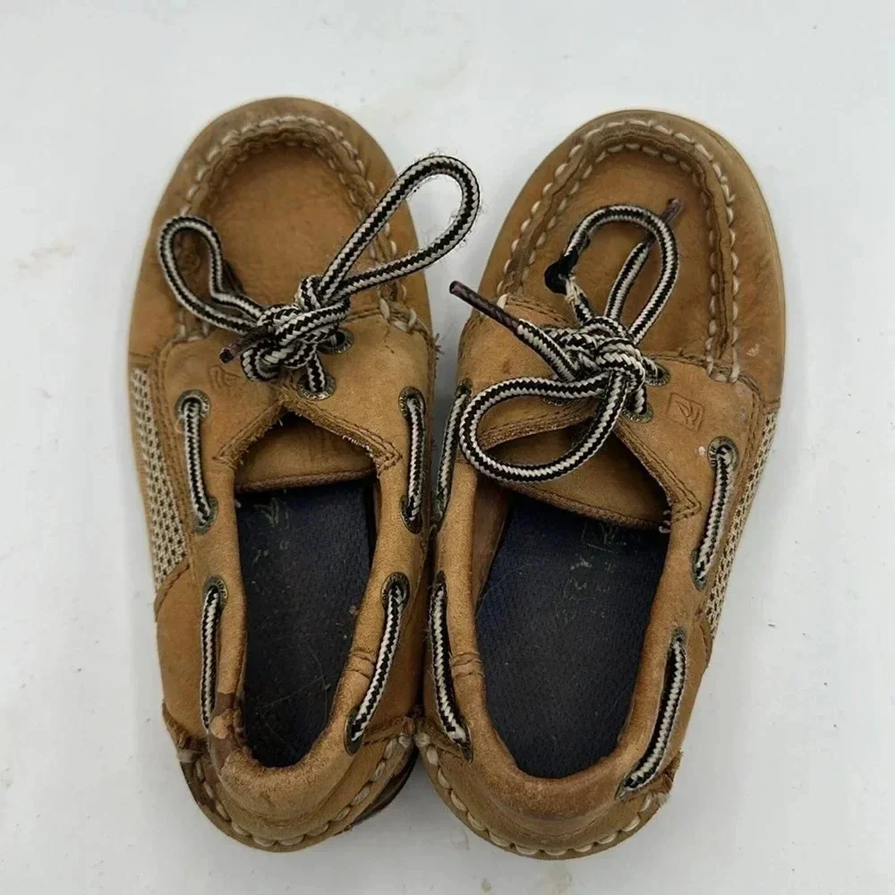 boys leather Sperry Intrepid boat shoes size 10